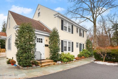 98 Valley Rd unit 4, Cos Cob, CT 06807 - photo 3