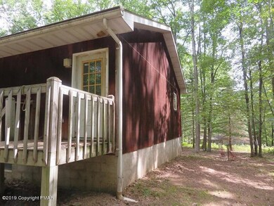 257 Fawn Lake Dr, Hawley, PA 18428 - photo 2