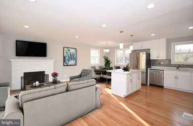 9015 Larkwood Ave, Fort Washington, MD 20744 - photo 4