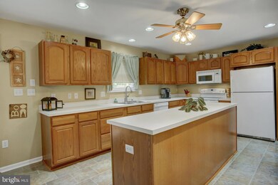 386 Strickler Ave, Waynesboro, PA 17268 - photo 6