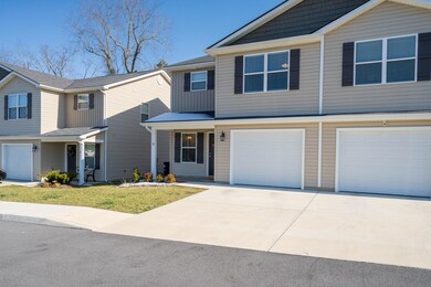 2927 Watauga Rd unit 9, Johnson City, TN 37601 - photo 2