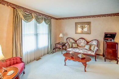 14 Lindenwood Dr, Collinsville, IL 62234 - photo 7