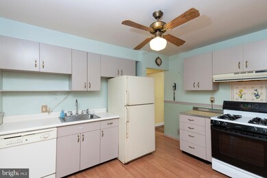 303 Nancy Ave, Linthicum Heights, MD 21090 - photo 6