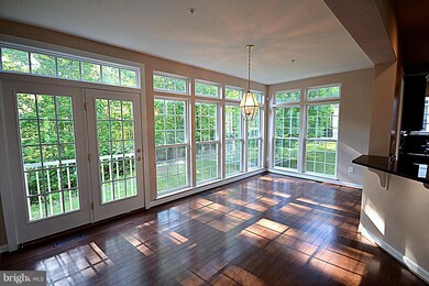 5806 Marietta Station Dr, Glenn Dale, MD 20769 - photo 6