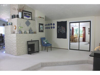 3335 Fillmore St, Eugene, OR 97405 - photo 6