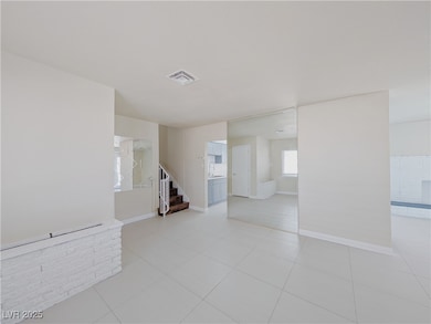 228 Falcon Ln, Las Vegas, NV 89107 - photo 4