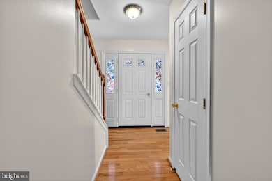 4861 Dunham Dr, Reading, PA 19606 - photo 5