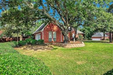 1313 Deer Creek Dr, Denison, TX 75020 - photo 3