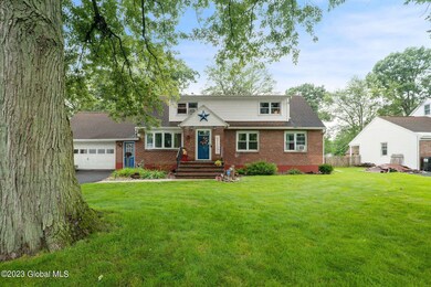 8 Puritan Dr, Schenectady, NY 12306 - photo 4