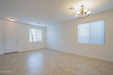 006_Living Room
