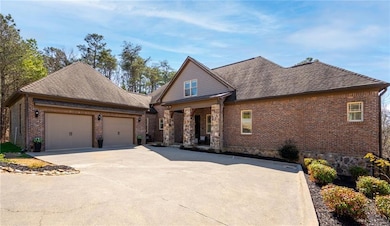 Courtyard driveway