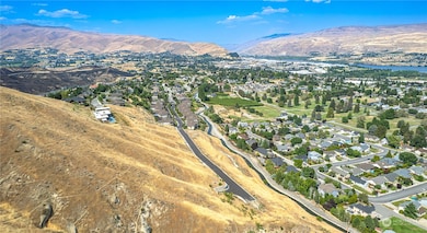 1861 Broadway Place, Wenatchee, WA 98801 - photo 7