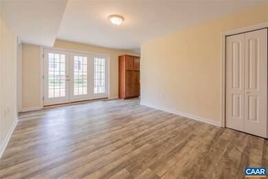 1213 Villa Ln unit B, Charlottesville, VA 22903 - photo 2