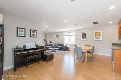 4826 N Damen Ave unit 3, Chicago, IL 60625 - photo 5