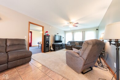 13020 E Otter Creek Ln, Columbus, IN 47203 - photo 7