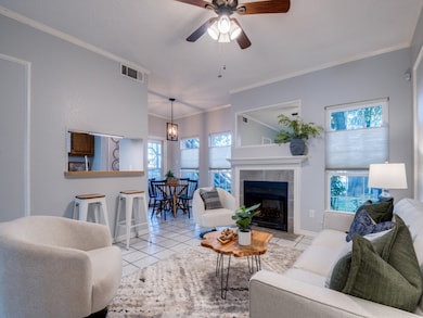 1609 Marsh Ln unit 110A, Carrollton, TX 75006 - photo 3