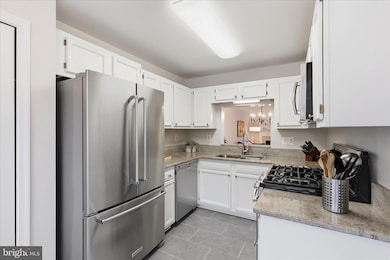 11708 Tolson Place unit 11708, Woodbridge, VA 22192 - photo 5