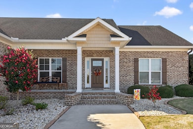 402 Jacob Ct, Statesboro, GA 30461 - photo 2