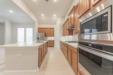 19423 Sorrel Stallion Trail, Tomball, TX 77377 - photo 7