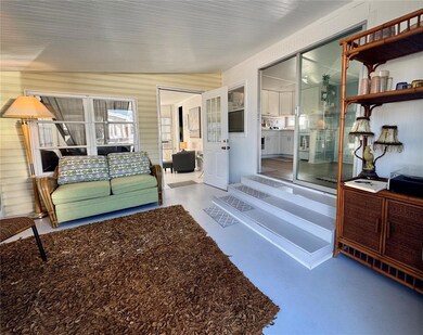 10315 Cortez Rd W unit 30-2, Bradenton, FL 34210 - photo 3