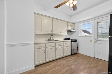 128 Beech St, Floral Park, NY 11001 - photo 7