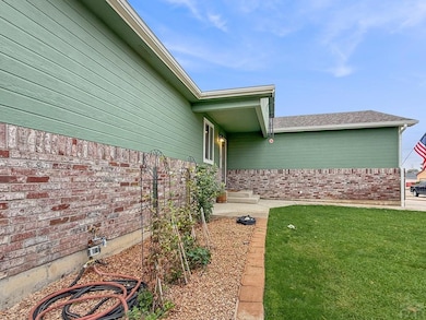 5110 Aramis Ct, Pueblo, CO 81005 - photo 6