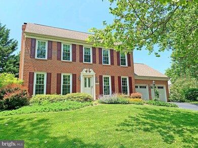 15472 Waters Creek Dr, Centreville, VA 20120 - photo 2