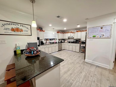 9715 Hardwood Dr, Baton Rouge, LA 70818 - photo 2