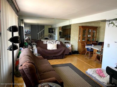 433 Willow Rd E unit 1, Staten Island, NY 10314 - photo 4