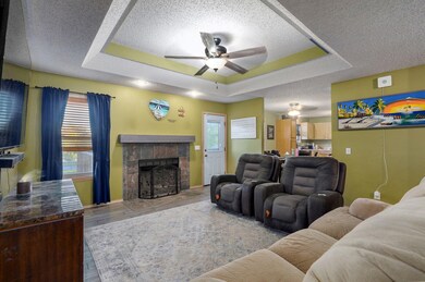 616 Baldknobber St-6