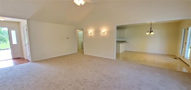 9085 N River Rd, New Haven, IN 46774 - photo 7