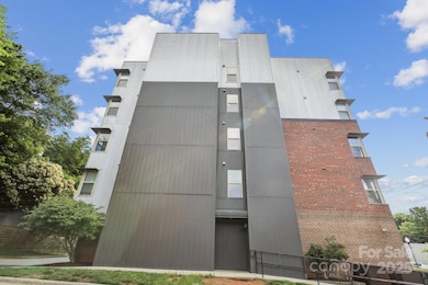 630 Calvert St unit 410, Charlotte, NC 28208 - photo 3