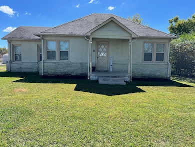 431 Elm St, Baxter, TN 38544 - photo 2