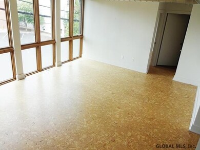 423 Madison Ave unit 2, Albany, NY 12210 - photo 7