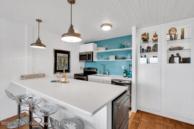 Unit 9G Kitchen Towards Cabinets