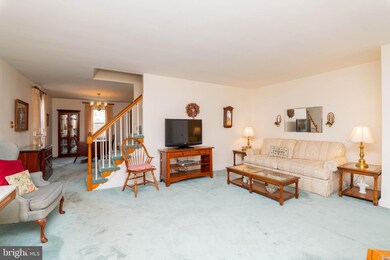 1033 Winsford Rd, Towson, MD 21204 - photo 6