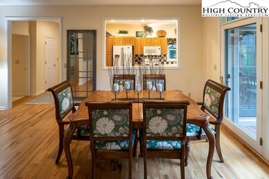 GRACIOUS DINING AREA