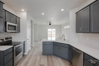 18337 N Fire Ice Ave, Nampa, ID 83687 - photo 4