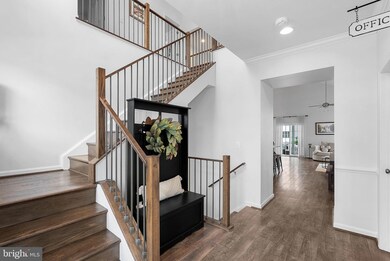 852 Pencoast Dr, Purcellville, VA 20132 - photo 4