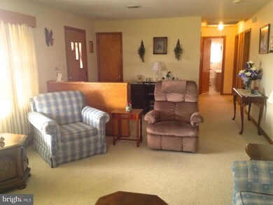 13123 Edgemont Rd, Smithsburg, MD 21783 - photo 7