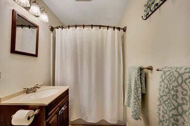 39 Highland St, Woburn, MA 01801 - photo 7