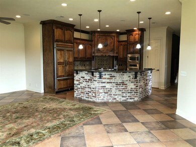 Kitchen & keeping room