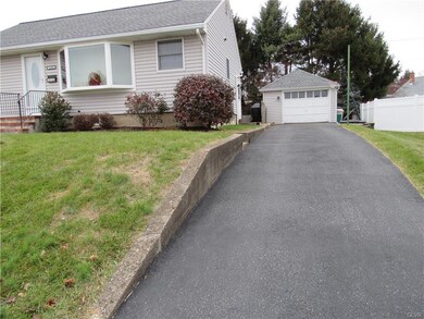 1510 Dale Ln, Bethlehem, PA 18018 - photo 2