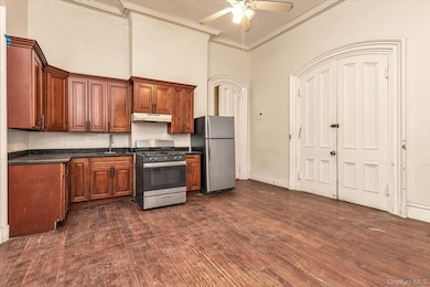 11-41 123rd St, College Point, NY 11356 - photo 5