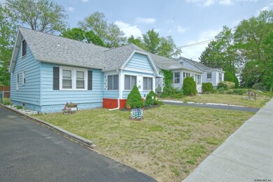 16 Buell St, Albany, NY 12206 - photo 2