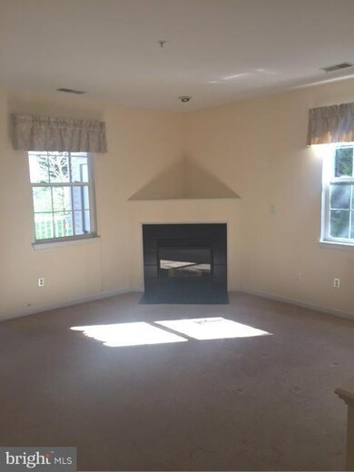 5006 Hollington Dr, Owings Mills, MD 21117 - photo 5