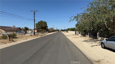 112 E Avenue R 4, Juniper Hills, CA 93543 - photo 2