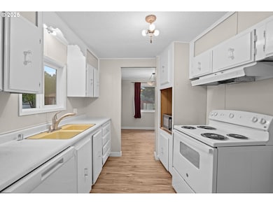 2657 N Hwy 101 unit 6, Seaside, OR 97138 - photo 4