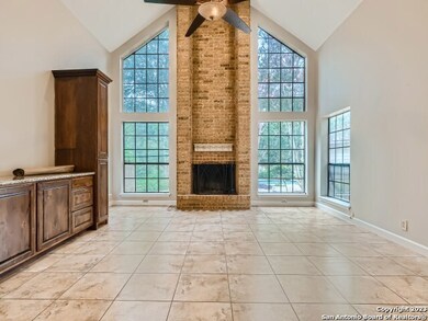 10810 Hunters Way, Helotes, TX 78023 - photo 5