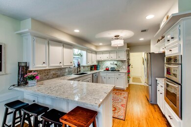 15230 Beacham Dr, Houston, TX 77070 - photo 6